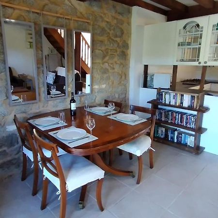 Character 2 Bed Cottage Within Walking Distance Of Bar/Restaurants Piégut-Pluviers Esterno foto