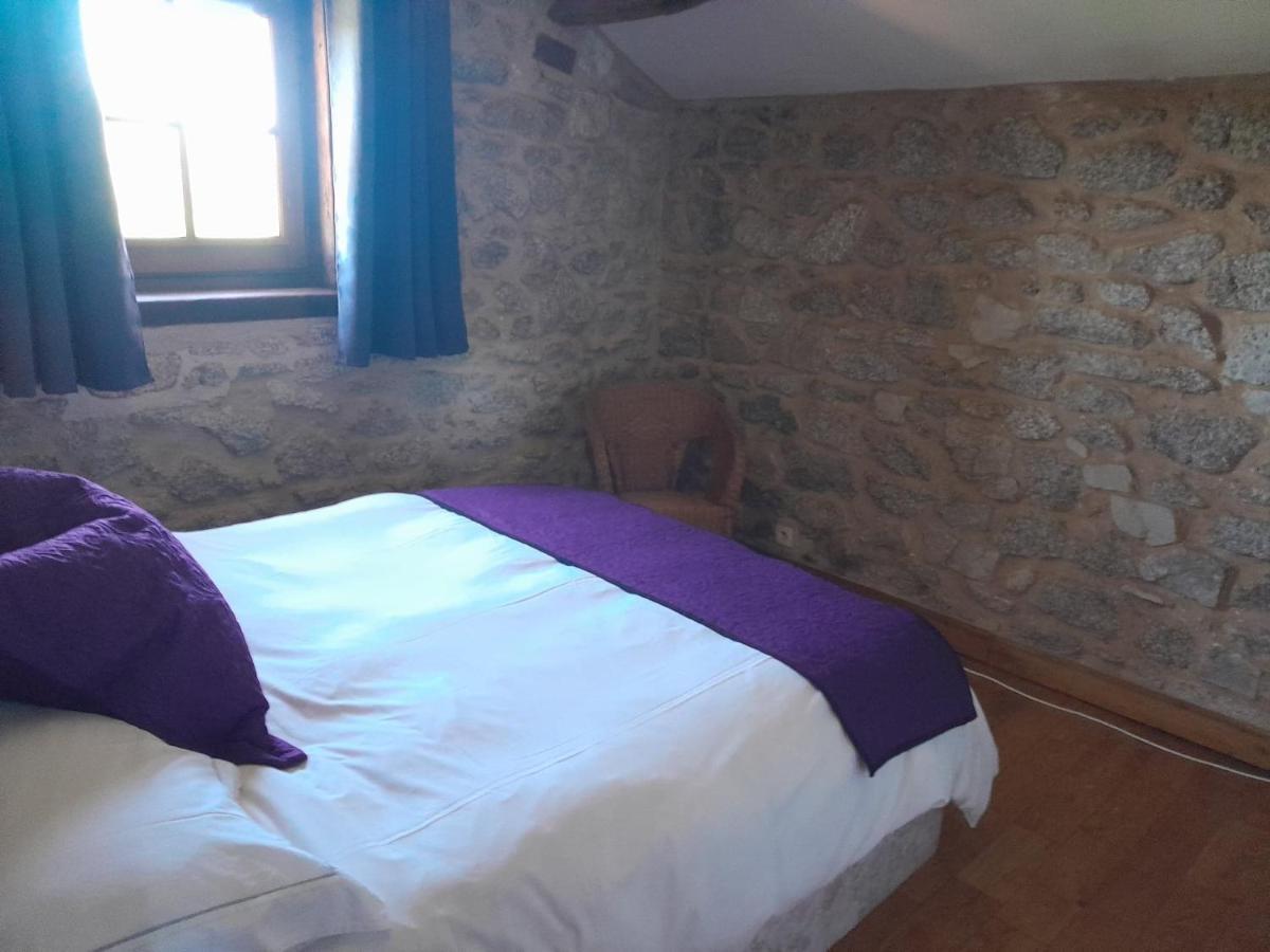 Character 2 Bed Cottage Within Walking Distance Of Bar/Restaurants Piégut-Pluviers Esterno foto