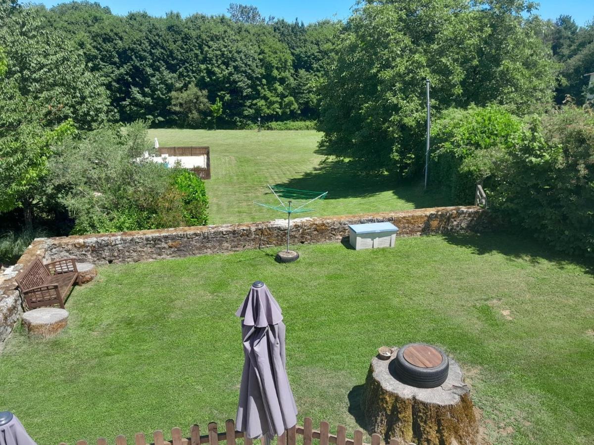 Character 2 Bed Cottage Within Walking Distance Of Bar/Restaurants Piégut-Pluviers Esterno foto