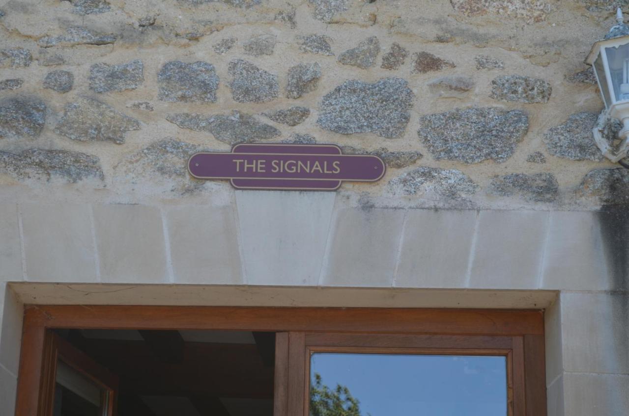 Character 2 Bed Cottage Within Walking Distance Of Bar/Restaurants Piégut-Pluviers Esterno foto